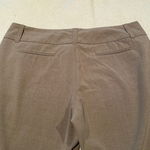 Heather khaki straight leg slacks. Daisy Fuentes. Size 14 Short. - Picture 2 of 6